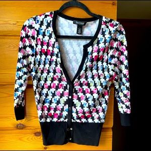 White House Black Market 3/4 sleeve multi color button down cardigan. Size S.